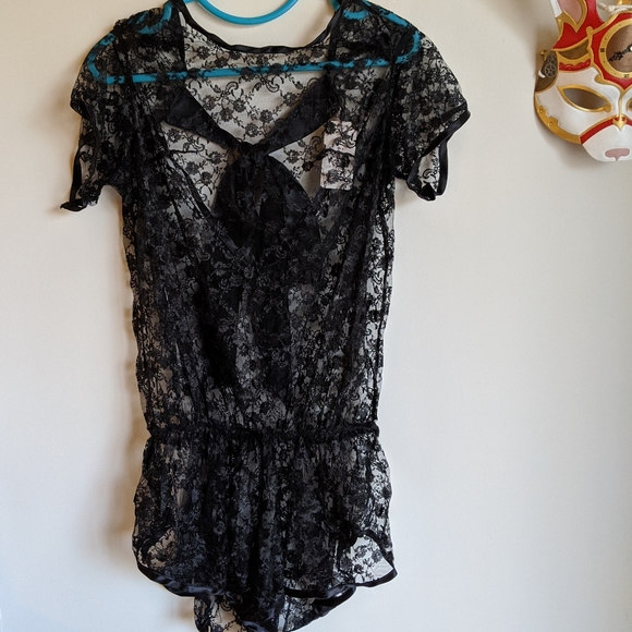 NWT Black Lace Romper Playsuit w/ Silk Bow - Picture 4 of 7